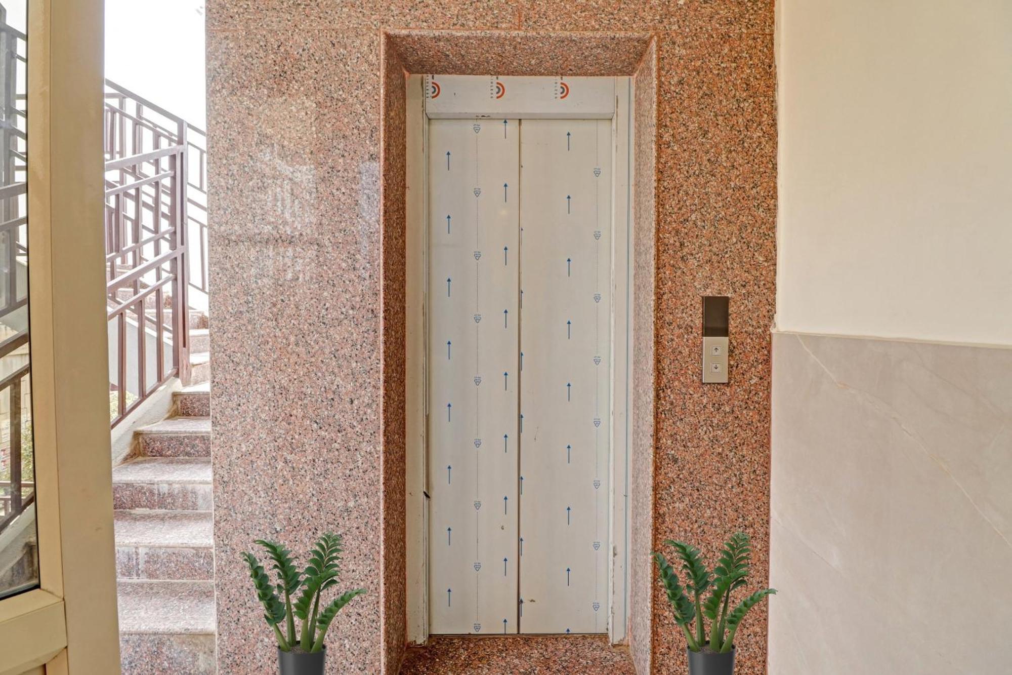Hotel O Gn Nelli Suites Bangalore Esterno foto